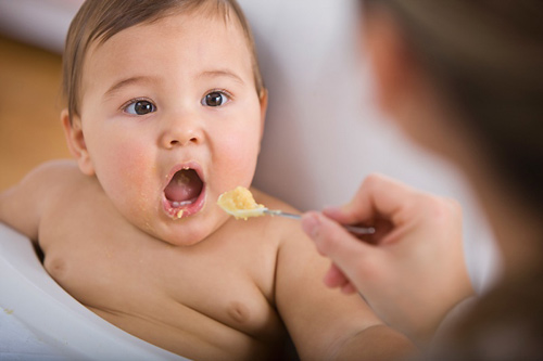 Cách chăm sóc trẻ bị suy dinh dưỡng