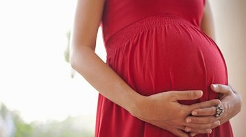 Những điều cần biết về tình trạng sa dây rốn trong thai kì