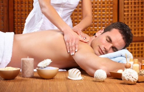 Massage còn được coi là liệu pháp giảm đau hiệu quả