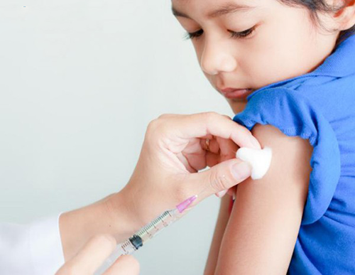 child_vaccine_blue-fb36e
