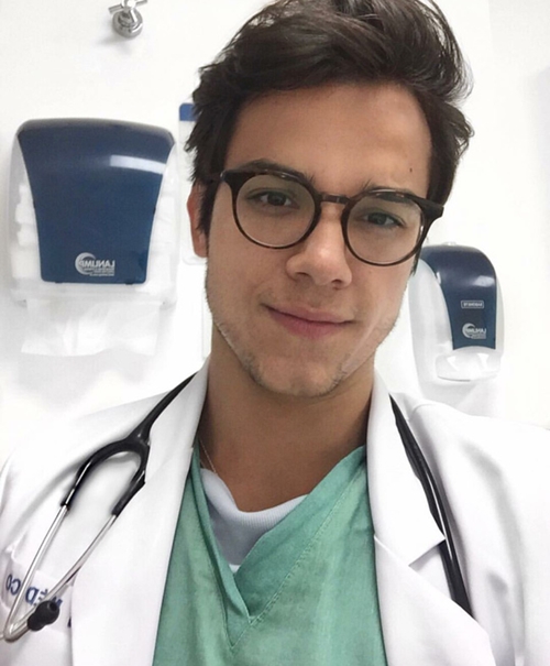 Gabriel-Prado - Không bị bệnh cũng muốn đi khám vì bác sĩ quá đẹp trai
