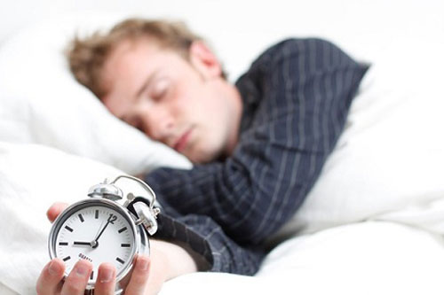 ngủ quá nhiều làm rối loạn đồng hồ sinh học