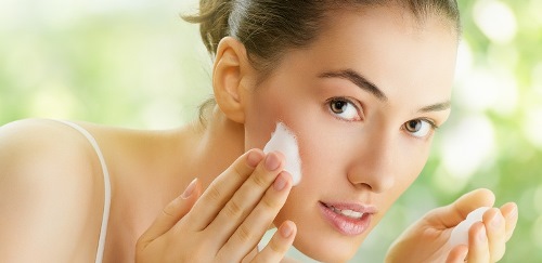 Rửa mặt đúng cách để giúp da khỏe đẹp