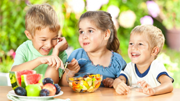 Bật mí 7 Loại thực phẩm hỗ trợ tăng cân cho bé yêu
