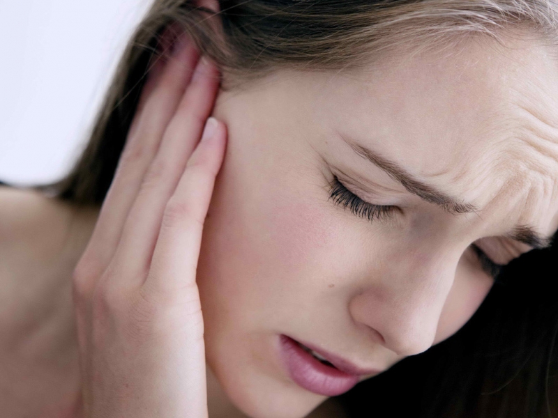 Bài thuốc Đông Y điều trị hiệu quả chứng nhức đầu do đàm trọc, huyết ứ