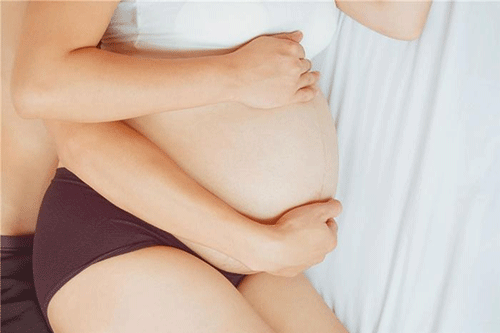 Những lưu ý khi quan hệ tình dục để không ảnh hưởng tới thai nhi